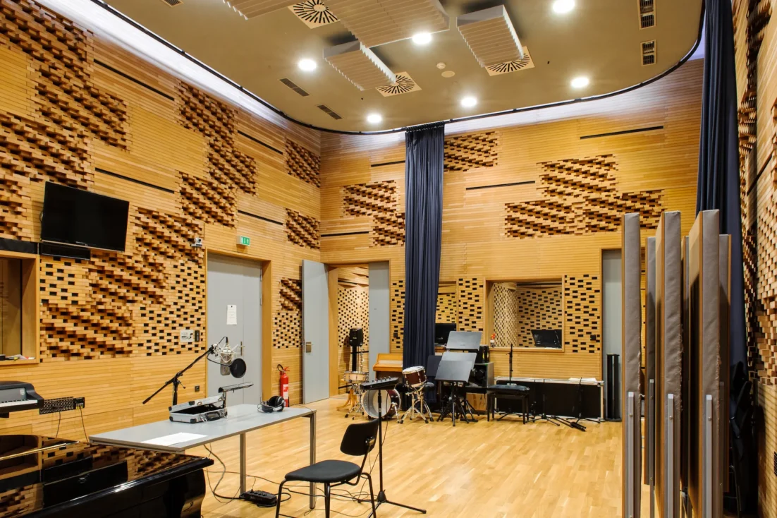 DnO-studio-2-Miroslav-Kruma